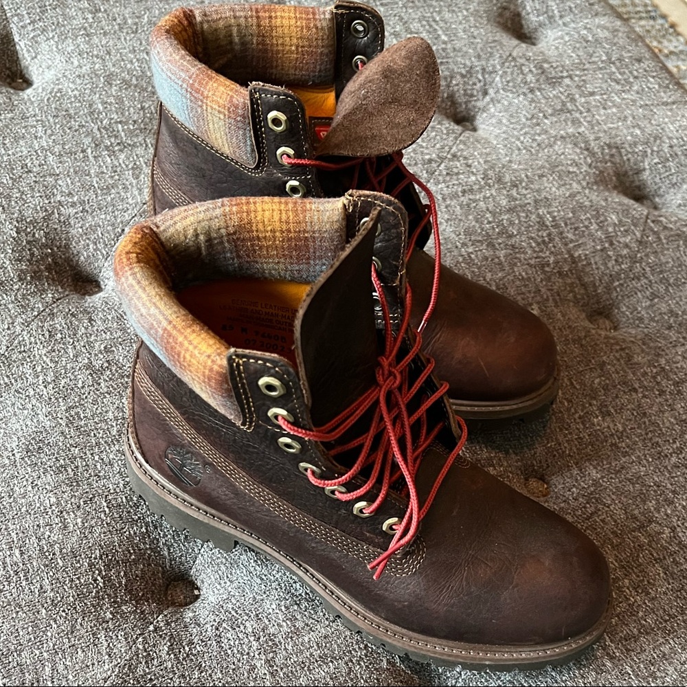 Mens Timberland Boots size 8.5